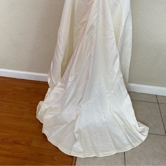 House of CB 'Delphine' Ivory Draped Corset Bridal Gown NWOT size S - Picture 7 of 15